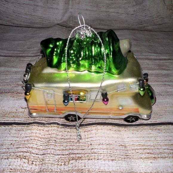 Camper with Christmas Tree on Top Figurine Ornament 4 .5 inches Vacation Holiday - Picture 4 of 8